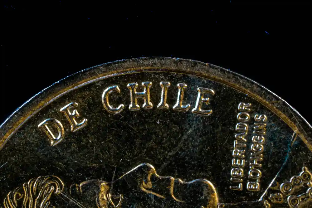 Moneda Chilena que da pie la discusión sobre la eliminación de la UF